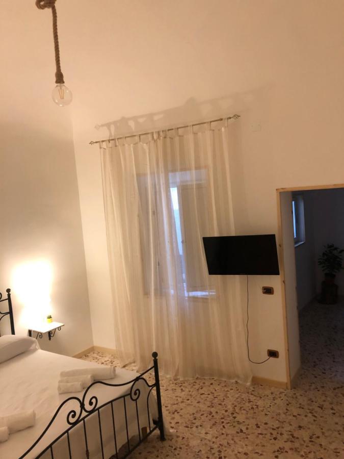 La Casa Di Vincenzo Apartment Syracuse Bagian luar foto